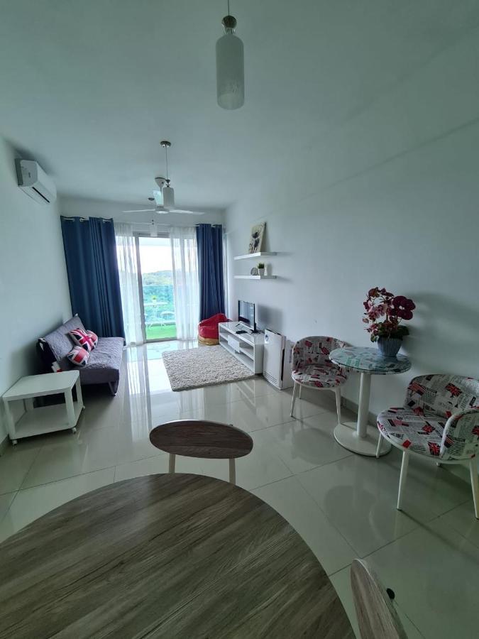 Homestay @ Bandar Seri Putra Kajang Exterior photo